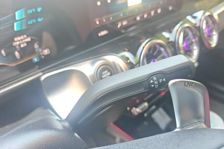 Used Mercedes-Benz GLB AMG 2022 AMG GLB 35 4MATIC Gear Lever