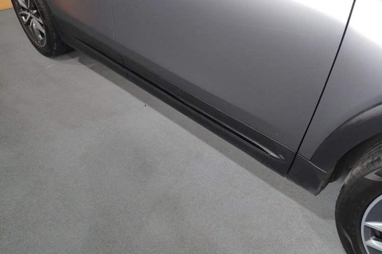 Used Mercedes-Benz GLB AMG 2022 AMG GLB 35 4MATIC Right Side Sill
