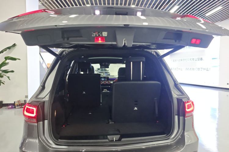 Used Mercedes-Benz GLB AMG 2022 AMG GLB 35 4MATIC Trunk