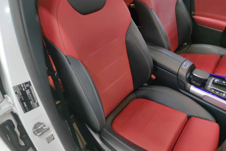 Used Mercedes-Benz GLB AMG 2022 AMG GLB 35 4MATIC Right Front Seat