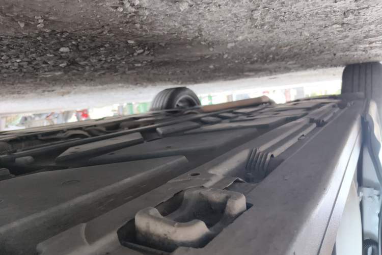 Used Mercedes-Benz GLB AMG 2023 AMG GLB 35 4MATIC Chassis Front Right