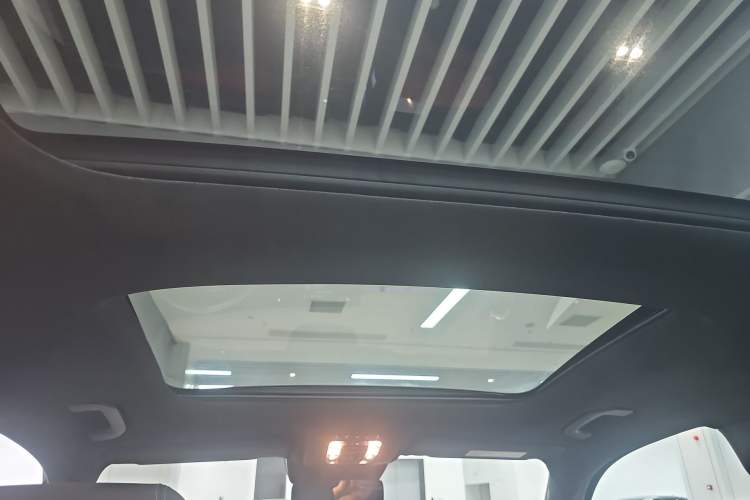 Used Mercedes-Benz GLB AMG 2023 AMG GLB 35 4MATIC Headliner