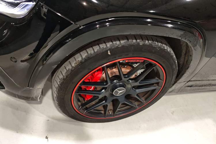Used Mercedes-Benz GLB AMG 2023 AMG GLB 35 4MATIC Left Front Wheel Hub