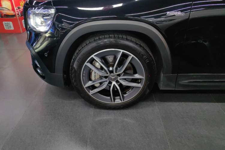 Used Mercedes-Benz GLB AMG 2023 AMG GLB 35 4MATIC Left Front Wheel Hub