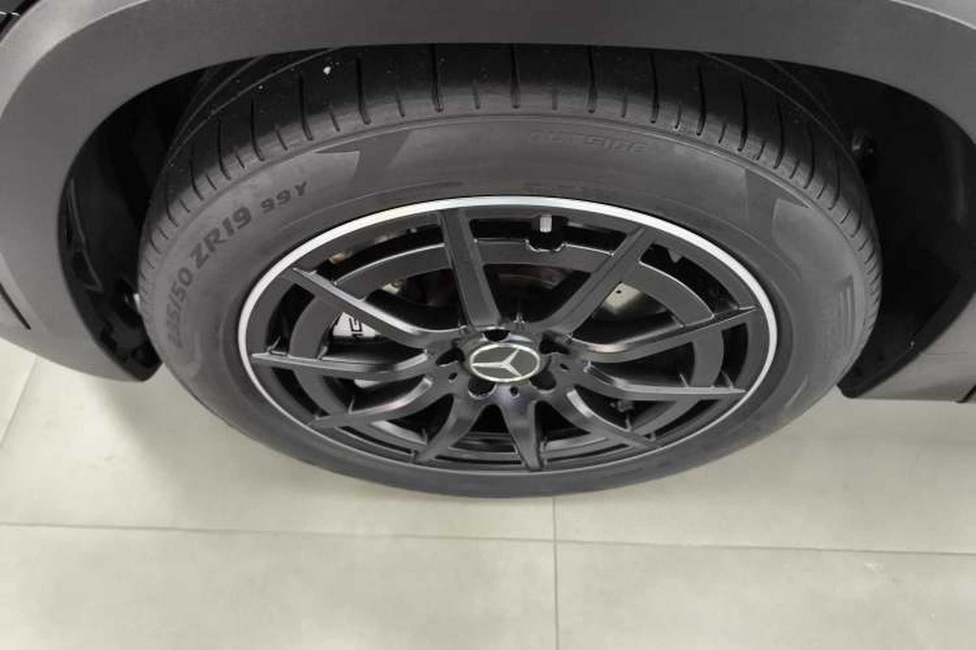 Used Mercedes-Benz GLB AMG 2023 AMG GLB 35 4MATIC Left Front Wheel Hub