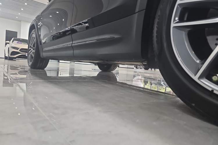 Used Mercedes-Benz GLB AMG 2023 AMG GLB 35 4MATIC Left Side Sill