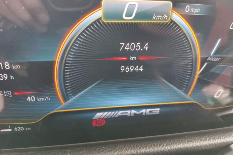 Used Mercedes-Benz GLB AMG 2023 AMG GLB 35 4MATIC Odometer Close Up