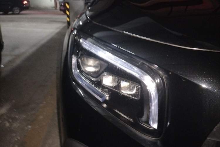 Used Mercedes-Benz GLB AMG 2023 AMG GLB 35 4MATIC Right Front Headlight
