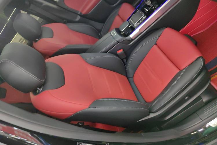 Used Mercedes-Benz GLB AMG 2023 AMG GLB 35 4MATIC Right Front Seat