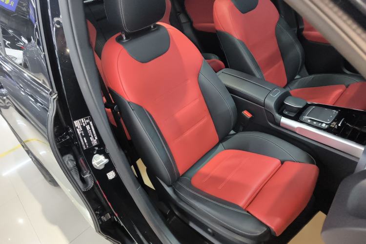 Used Mercedes-Benz GLB AMG 2023 AMG GLB 35 4MATIC Right Front Seat