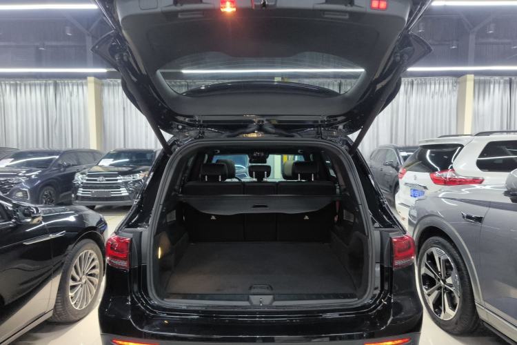 Used Mercedes-Benz GLB AMG 2023 AMG GLB 35 4MATIC Trunk