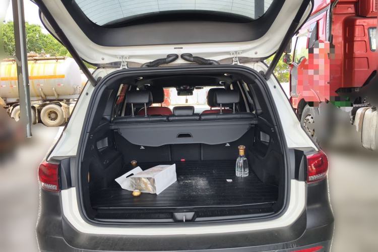 Used Mercedes-Benz GLB AMG 2023 AMG GLB 35 4MATIC Trunk