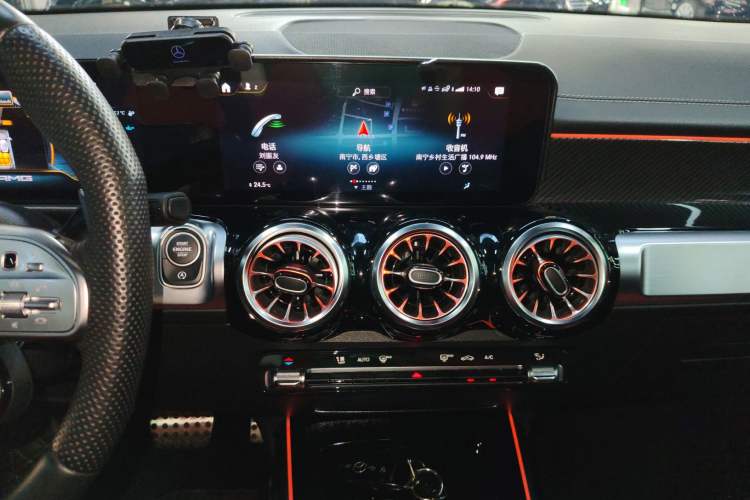Used Mercedes-Benz GLB AMG 2023 AMG GLB 35 4MATIC Audio And AC Panel
