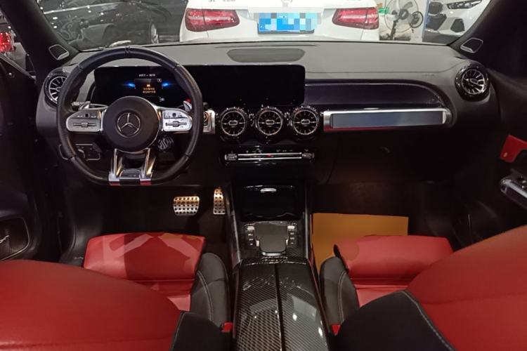 Used Mercedes-Benz GLB AMG 2023 AMG GLB 35 4MATIC Center Console