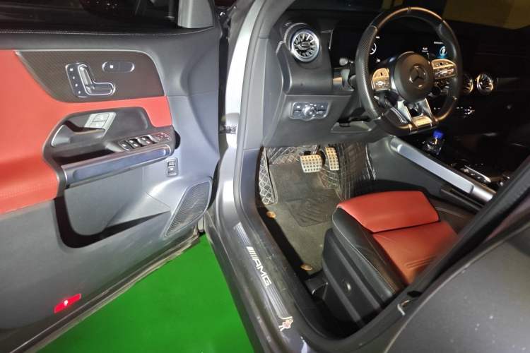 Used Mercedes-Benz GLB AMG 2023 AMG GLB 35 4MATIC Driver Seat