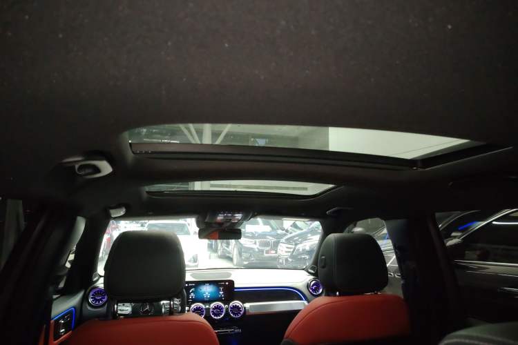 Used Mercedes-Benz GLB AMG 2023 AMG GLB 35 4MATIC Headliner