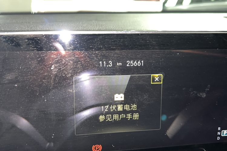 Used Mercedes-Benz GLB AMG 2023 AMG GLB 35 4MATIC Odometer Close Up