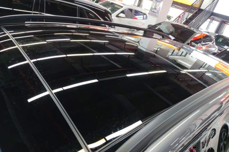 Used Mercedes-Benz GLB AMG 2023 AMG GLB 35 4MATIC Roof