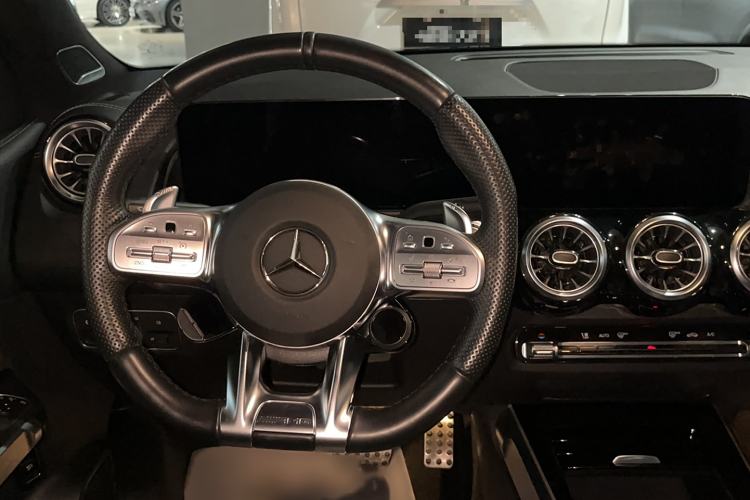 Used Mercedes-Benz GLB AMG 2023 AMG GLB 35 4MATIC Steering Wheel