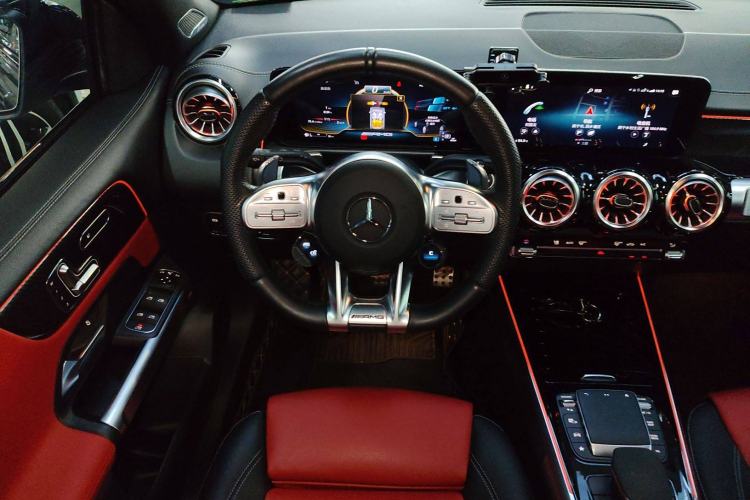 Used Mercedes-Benz GLB AMG 2023 AMG GLB 35 4MATIC Steering Wheel
