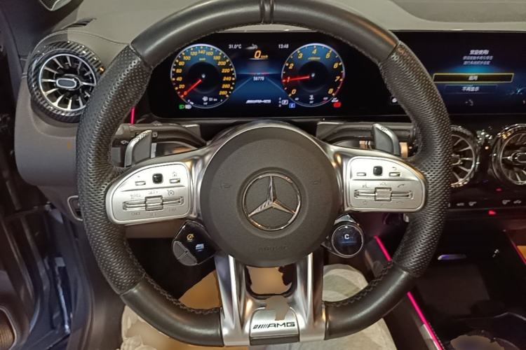 Used Mercedes-Benz GLB AMG 2023 AMG GLB 35 4MATIC Steering Wheel