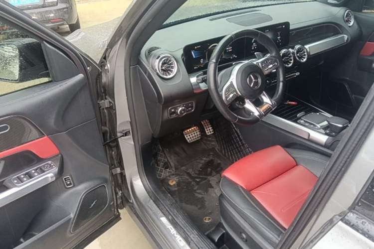 Used Mercedes-Benz GLB AMG 2023 AMG GLB 35 4MATIC Driver Seat