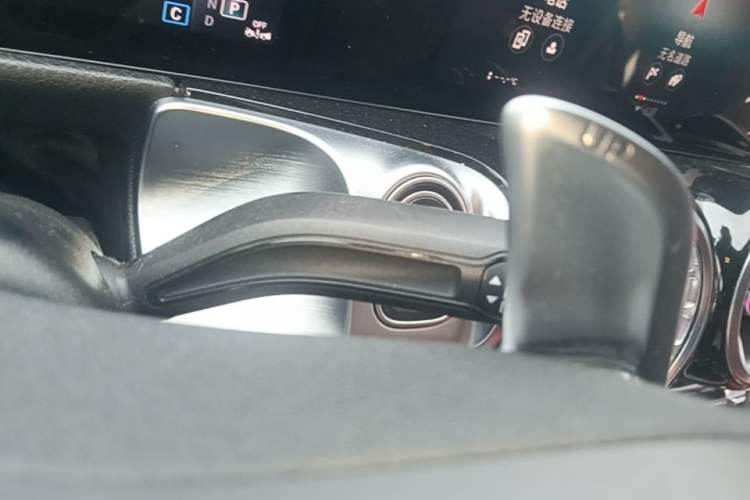 Used Mercedes-Benz GLB AMG 2023 AMG GLB 35 4MATIC Gear Lever