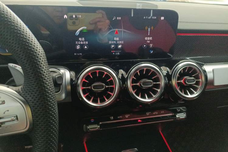 Used Mercedes-Benz GLB AMG 2023 AMG GLB 35 4MATIC Audio And AC Panel