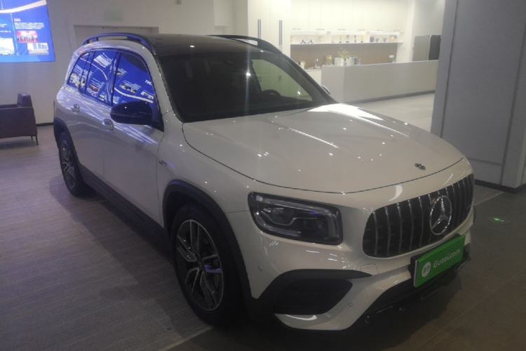Used Mercedes-Benz GLB AMG 2023 AMG GLB 35 4MATIC Front Right 45 Deg