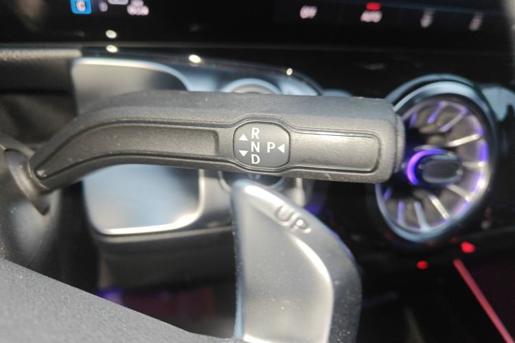 Used Mercedes-Benz GLB AMG 2023 AMG GLB 35 4MATIC Gear Lever