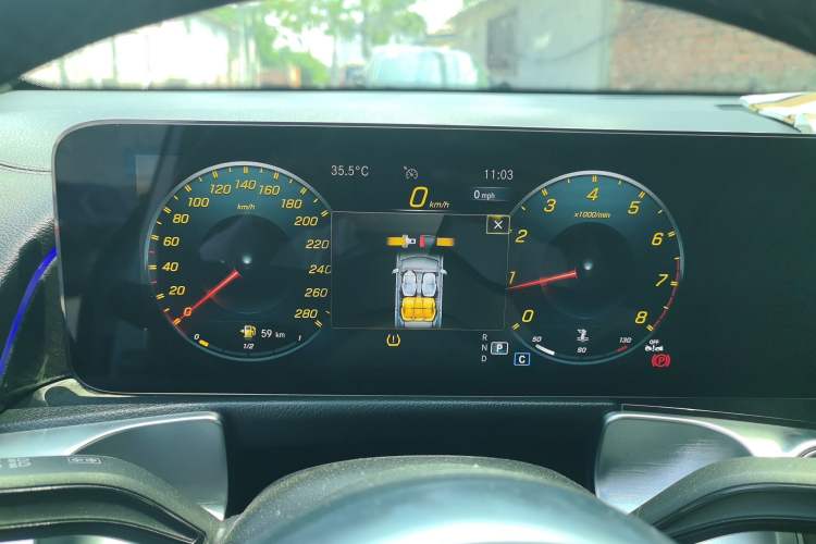 Used Mercedes-Benz GLB AMG 2023 AMG GLB 35 4MATIC Instrument Cluster