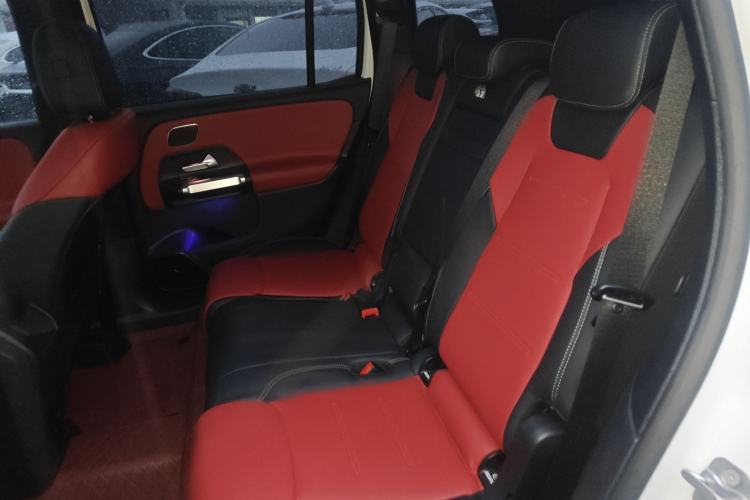 Used Mercedes-Benz GLB AMG 2023 AMG GLB 35 4MATIC Interior 4