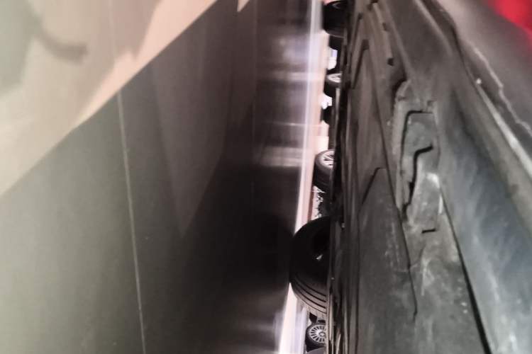 Used Mercedes-Benz GLB AMG 2023 AMG GLB 35 4MATIC Left Side Sill