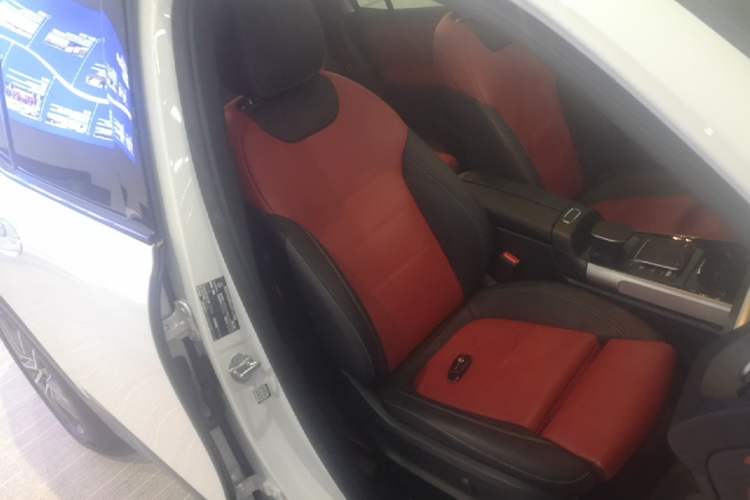 Used Mercedes-Benz GLB AMG 2023 AMG GLB 35 4MATIC Right Front Seat