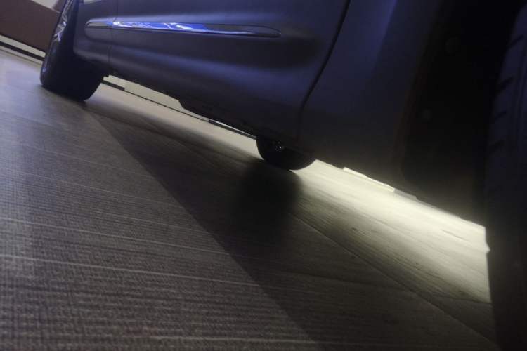 Used Mercedes-Benz GLB AMG 2023 AMG GLB 35 4MATIC Right Side Sill