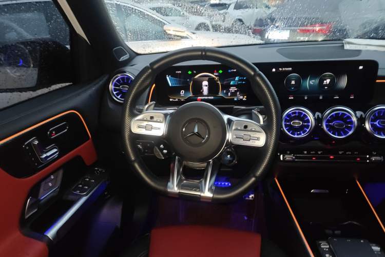 Used Mercedes-Benz GLB AMG 2023 AMG GLB 35 4MATIC Steering Wheel