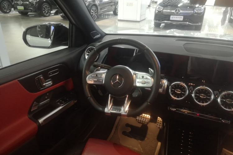 Used Mercedes-Benz GLB AMG 2023 AMG GLB 35 4MATIC Steering Wheel