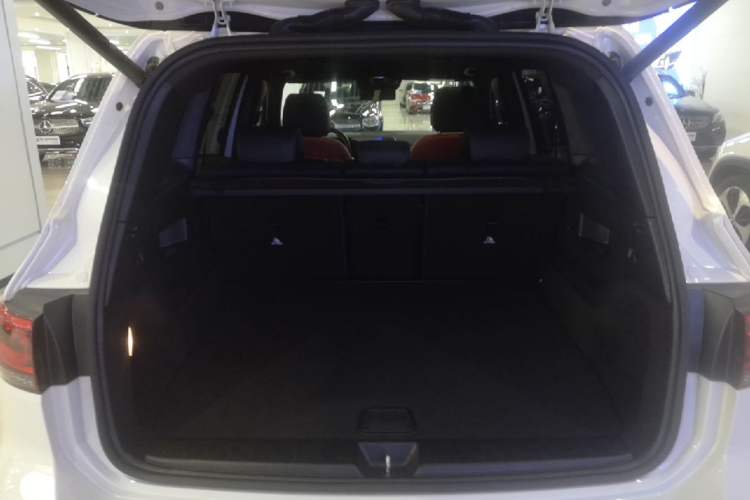 Used Mercedes-Benz GLB AMG 2023 AMG GLB 35 4MATIC Trunk