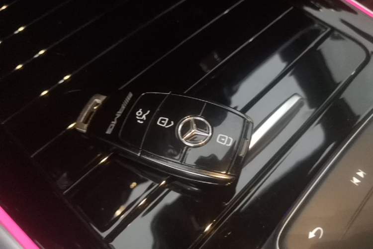 Used Mercedes-Benz GLB AMG 2023 AMG GLB 35 4MATIC Vehicle Key