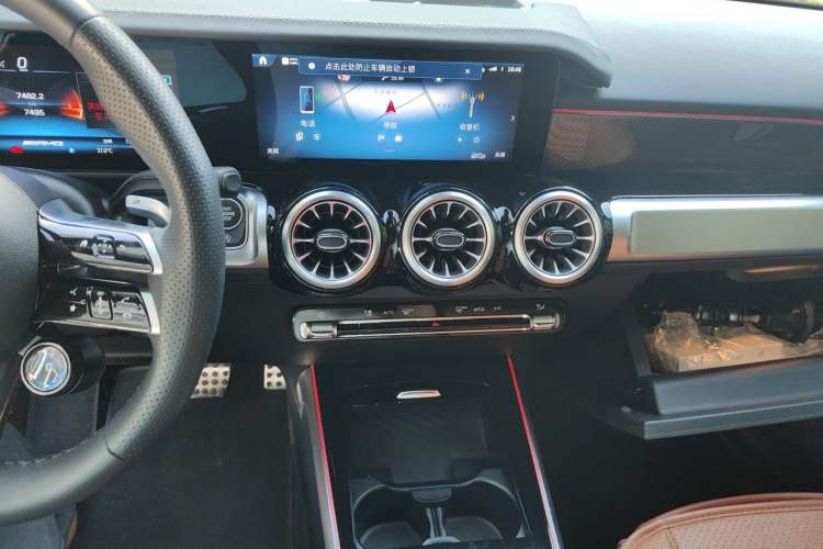 Used Mercedes-Benz GLB AMG 2024 AMG GLB 35 4MATIC Audio And AC Panel