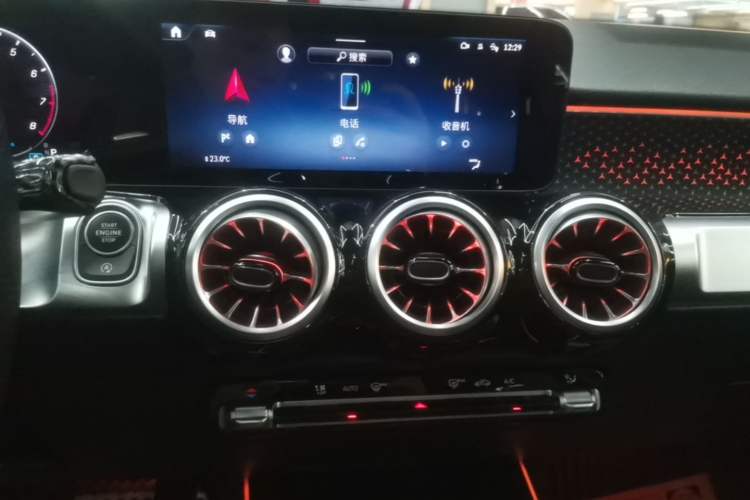 Used Mercedes-Benz GLB AMG 2024 AMG GLB 35 4MATIC Audio And AC Panel