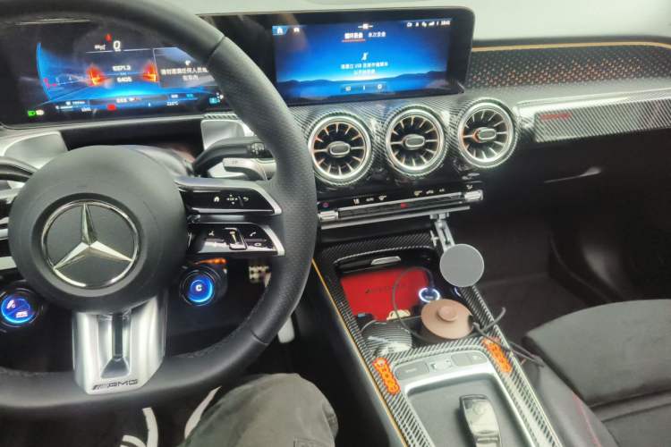 Used Mercedes-Benz GLB AMG 2024 AMG GLB 35 4MATIC Audio And AC Panel
