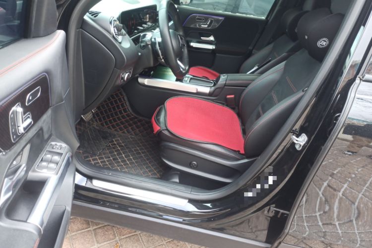 Used Mercedes-Benz GLB AMG 2024 AMG GLB 35 4MATIC Driver Seat