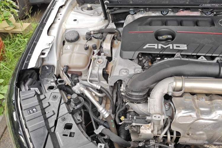 Used Mercedes-Benz GLB AMG 2024 AMG GLB 35 4MATIC Engine Bay Right