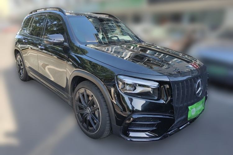 Used Mercedes-Benz GLB AMG 2024 AMG GLB 35 4MATIC Front Right 45 Deg
