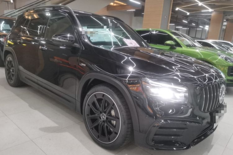 Used Mercedes-Benz GLB AMG 2024 AMG GLB 35 4MATIC Front Right 45 Deg
