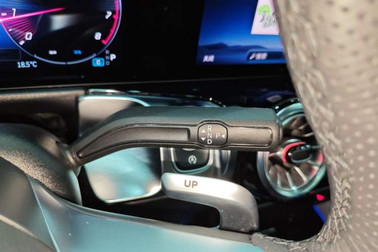 Used Mercedes-Benz GLB AMG 2024 AMG GLB 35 4MATIC Gear Lever