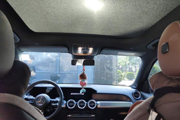 Used Mercedes-Benz GLB AMG 2024 AMG GLB 35 4MATIC Headliner