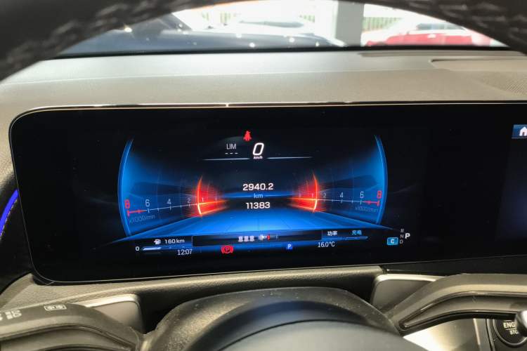 Used Mercedes-Benz GLB AMG 2024 AMG GLB 35 4MATIC Instrument Cluster