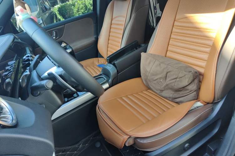 Used Mercedes-Benz GLB AMG 2024 AMG GLB 35 4MATIC Left Front Seat